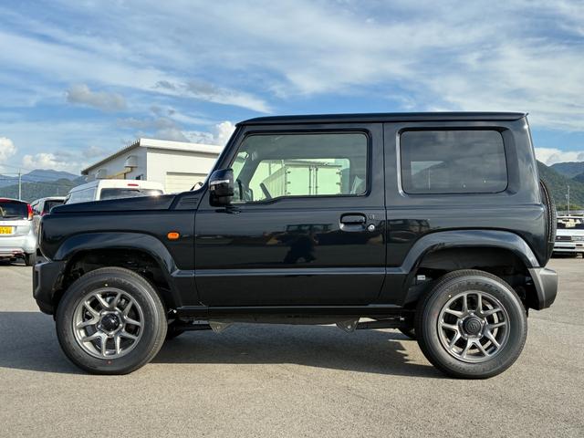 ジムニー ＸＣ　登録済未使用車　４ＷＤ（4枚目）
