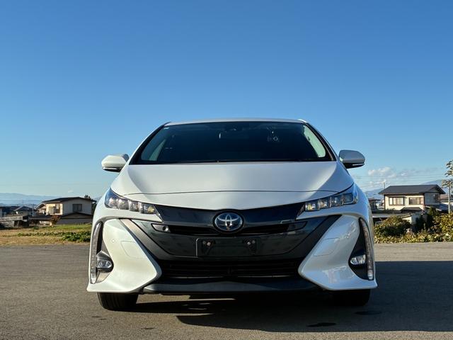 プリウスＰＨＶ Ｓセーフティパッケージ　２ＷＤ　ＥＴＣ　ドラレコ　バックカメラ（2枚目）