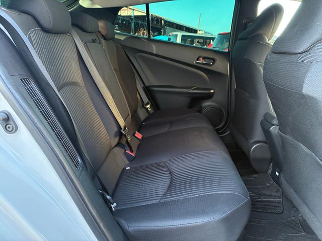 プリウスＰＨＶ Ｓセーフティパッケージ　２ＷＤ　ＥＴＣ　ドラレコ　バックカメラ（12枚目）