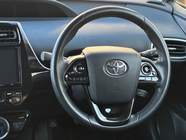 プリウスＰＨＶ Ｓセーフティパッケージ　２ＷＤ　ＥＴＣ　ドラレコ　バックカメラ（13枚目）