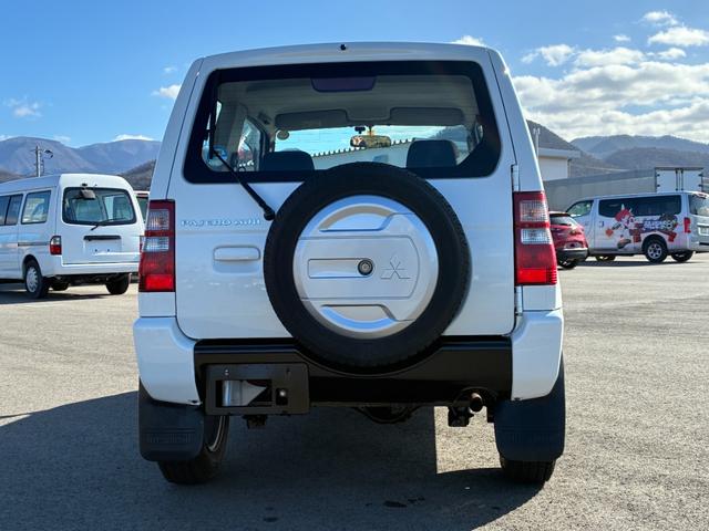 パジェロミニ ＺＲ　４ＷＤ　シートヒーター（6枚目）