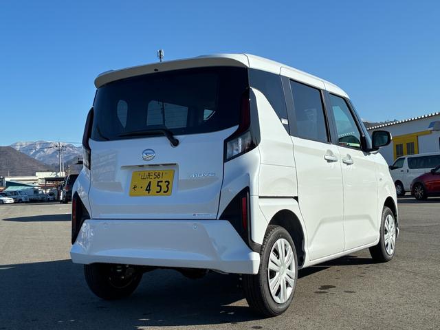 ムーヴ Ｘ　４ＷＤ　届出済未使用車（5枚目）