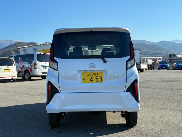 ムーヴ Ｘ　４ＷＤ　届出済未使用車（6枚目）