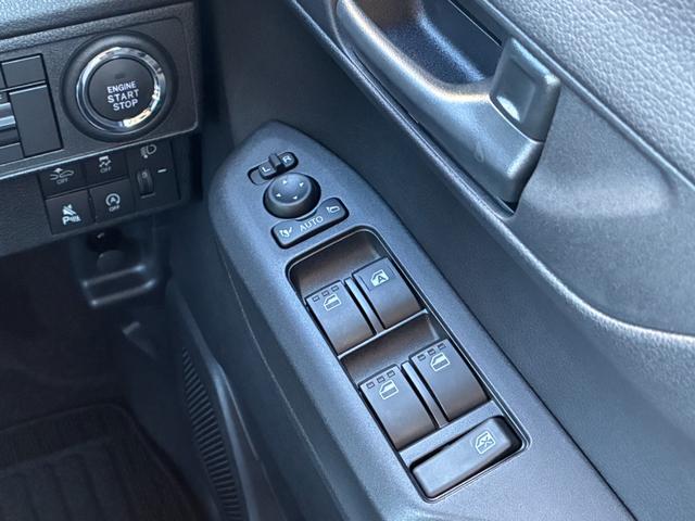 ムーヴ Ｘ　４ＷＤ　届出済未使用車（17枚目）