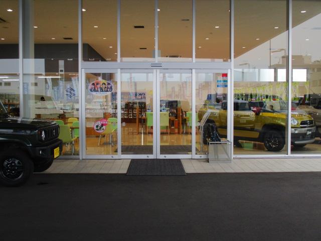 スペーシアギア ＨＹＢＲＩＤ　ＸＺターボ　２型　全方位カメラ　８インチナビ　前後衝突被害軽減ブレーキ　マイルドハイブリッド＆ターボ（30枚目）