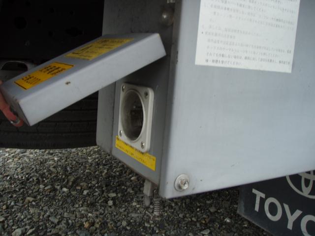 フルジャストロー 2t 冷凍冷蔵車 -7度 スタンバイ付き(18枚目)