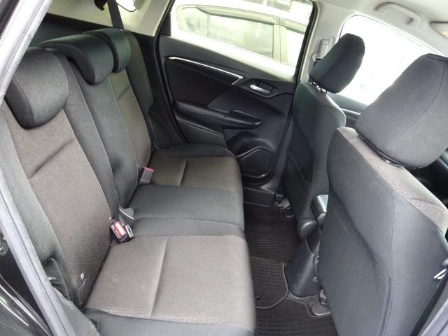 フィットハイブリッド Ｆパッケージ　コンフォートエディション　ナビＴＶ　バックカメラ　スマートキー　プッシュスタート　フロアオートマ　アイドリングストップ　横滑り防止システム　シートヒーター（15枚目）