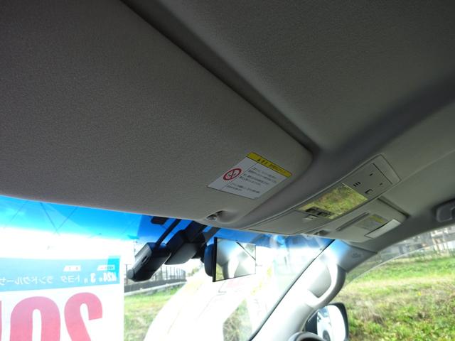 ランドクルーザー ＡＸ　４ＷＤ　ナビＴＶ　Ｂｌｕｅｔｏｏｔｈ　バックカメラ　ＥＴＣ　スマートキー　プッシュスタート　アルミホイール　８人乗り　横滑り防止システム　エアバック（12枚目）