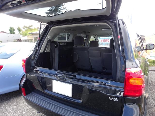 ランドクルーザー ＡＸ　４ＷＤ　ナビＴＶ　Ｂｌｕｅｔｏｏｔｈ　バックカメラ　ＥＴＣ　スマートキー　プッシュスタート　アルミホイール　８人乗り　横滑り防止システム　エアバック（20枚目）