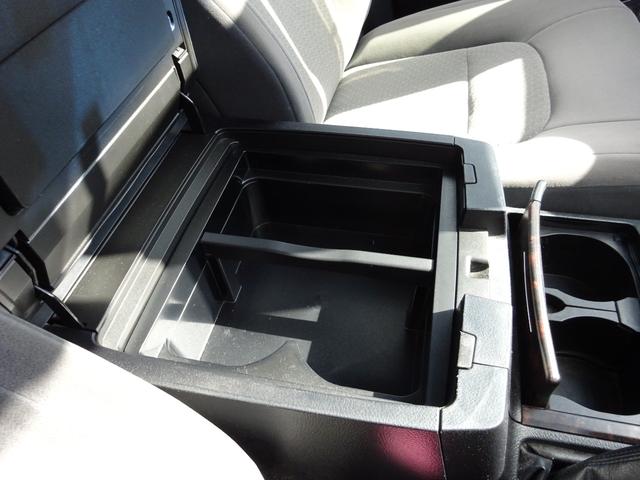 ランドクルーザー ＡＸ　４ＷＤ　ナビＴＶ　Ｂｌｕｅｔｏｏｔｈ　バックカメラ　ＥＴＣ　スマートキー　プッシュスタート　アルミホイール　８人乗り　横滑り防止システム　エアバック（52枚目）