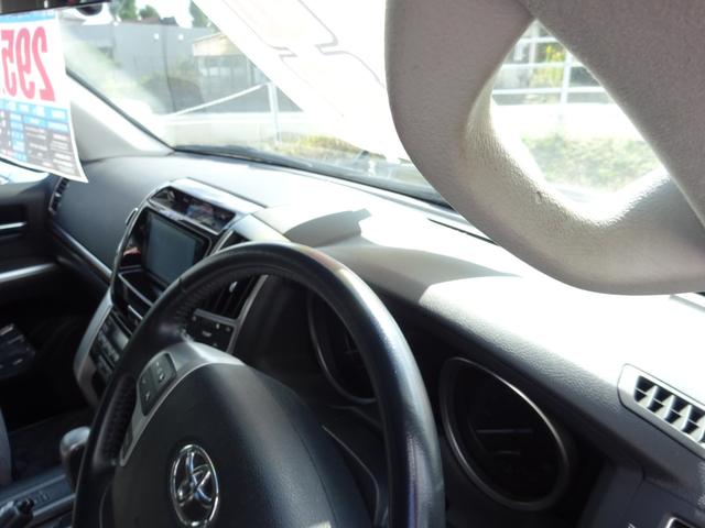 ランドクルーザー ＡＸ　４ＷＤ　ナビＴＶ　Ｂｌｕｅｔｏｏｔｈ　バックカメラ　ＥＴＣ　スマートキー　プッシュスタート　アルミホイール　８人乗り　横滑り防止システム　エアバック（60枚目）