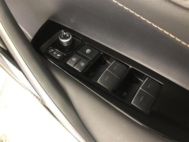 カローラツーリング ハイブリッド　ダブルバイビー　衝突被害軽減システム　フルエアロ　バックカメラ　ＥＴＣ　アルミホイール　ハイブリッド　オートクルーズコントロール　ＬＥＤヘッドランプ　ワンオーナー（19枚目）