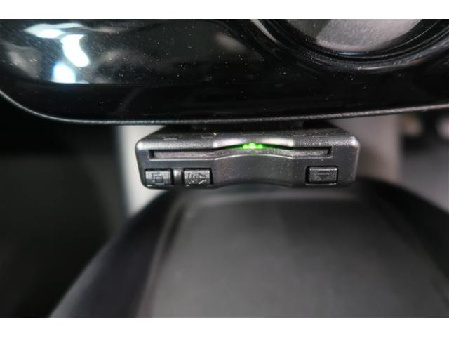 プリウス Ｓ　衝突被害軽減システム　４ＷＤ　ナビ＆ＴＶ　バックカメラ　ＥＴＣ　アルミホイール　ハイブリッド　オートクルーズコントロール　ＬＥＤヘッドランプ　１００Ｖ電源（21枚目）