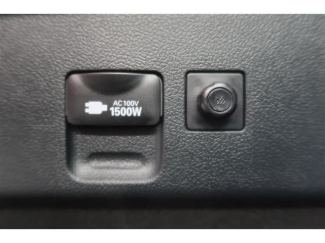 プリウス Ｓ　衝突被害軽減システム　４ＷＤ　ナビ＆ＴＶ　バックカメラ　ＥＴＣ　アルミホイール　ハイブリッド　オートクルーズコントロール　ＬＥＤヘッドランプ　１００Ｖ電源（30枚目）