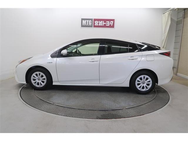 プリウス Ｓセーフティプラス　衝突被害軽減システム　ナビ＆ＴＶ　バックカメラ　ＥＴＣ　アルミホイール　ハイブリッド　オートクルーズコントロール　ＬＥＤヘッドランプ　ワンオーナー（9枚目）