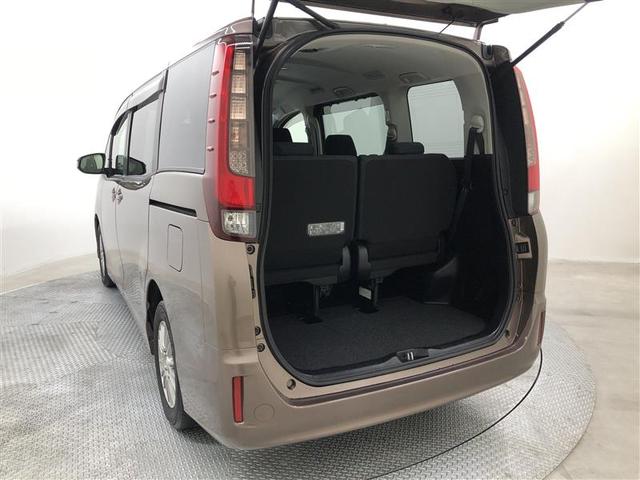 ノア Ｘ　衝突被害軽減システム　ナビ＆ＴＶ　バックカメラ　ＥＴＣ　アルミホイール　両側電動スライド　乗車定員８人　ＬＥＤヘッドランプ　ワンオーナー　寒冷地（12枚目）