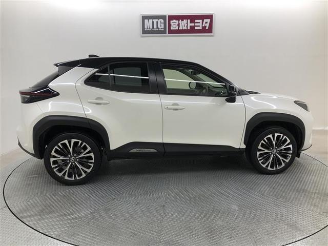 ヤリスクロス ハイブリッドＺ　衝突被害軽減システム　バックカメラ　ＥＴＣ　アルミホイール　ハイブリッド　オートクルーズコントロール　ＬＥＤヘッドランプ　ワンオーナー（6枚目）