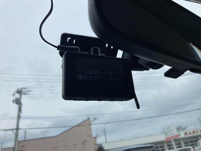 ＧＬ　２インチリフトアップ　４ＷＤ　ドライブレコーダー　ナビ　ＴＶ　キーレスエントリー　電動格納ミラー　ＡＴ　リーフキャリア　ＡＢＳ　ＣＤ　ＤＶＤ再生　Ｂｌｕｅｔｏｏｔｈ　エアコン　パワーステアリング(9枚目)