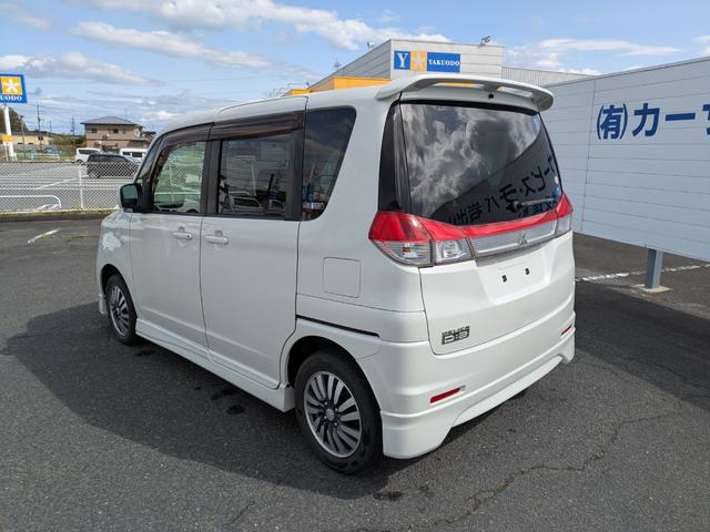 デリカＤ：２ Ｘ　４ＷＤ　アルミホイール　ナビ　スマートキー　シートヒーター　プッシュスタート　左側パワースライドドア　ＡＢＳ　エアバック（9枚目）