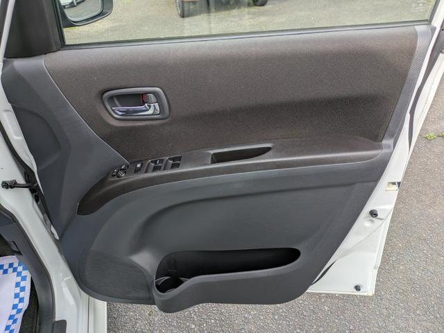 デリカＤ：２ Ｘ　４ＷＤ　アルミホイール　ナビ　スマートキー　シートヒーター　プッシュスタート　左側パワースライドドア　ＡＢＳ　エアバック（27枚目）