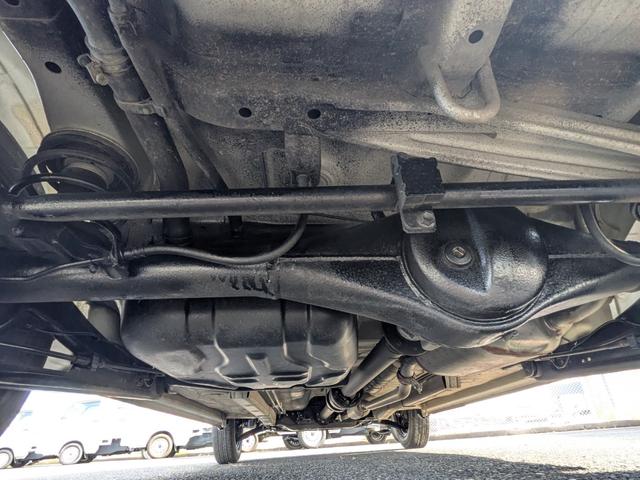 アルト F 4WD CD キーレス エアバック(9枚目)