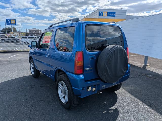 ジムニー ＸＣ　４ＷＤ　アルミホイール　キーレス　エアバック（8枚目）