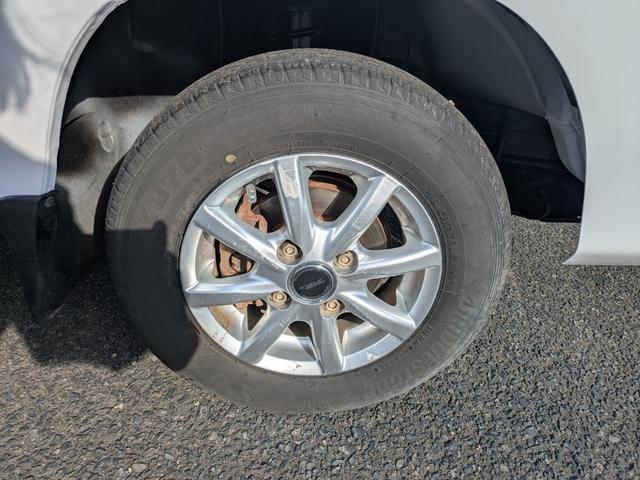 サンバートラック TB 4WD パワステ エアコン アルミホイール エアバック(13枚目)