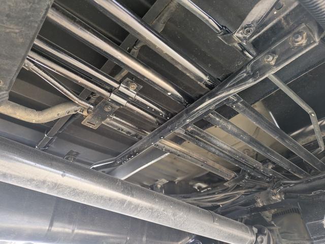 サンバートラック TB 4WD パワステ エアコン アルミホイール エアバック(19枚目)