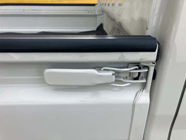 ハイゼットトラック スタンダードSAIIIt 4WD 軽トラック AT 衝突被害軽減システム クリアランスソナー ETC LEDヘッドランプ ESC エアコン 運転席エアバッグ(32枚目)