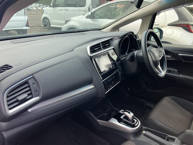 この度は当店のお車をご覧になっていただき、誠にありがとうございます。ぜひじっくりとご検討下さい。気軽にお問合せ・お見積りお待ちしております。