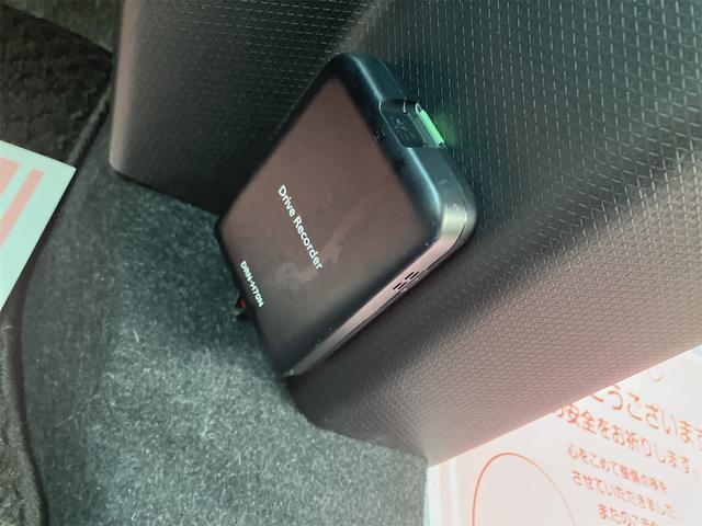 タント カスタムＲＳ　４ＷＤ　ドライブレコーダー　ＥＴＣ　バックカメラ　両側電動スライドドア　ナビ　ＴＶ　クリアランスソナー　衝突被害軽減システム　オートライト　ＬＥＤヘッドランプ　スマートキー　アイドリングストップ（12枚目）