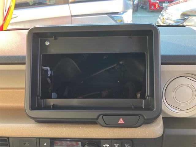 N-BOX ベースグレード 4WD バックカメラ 両側スライド・片側電動 クリアランスソナー オートクルーズコントロール レーンアシスト 衝突被害軽減システム オートライト LEDヘッドランプ スマートキー アイドリングストップ(4枚目)