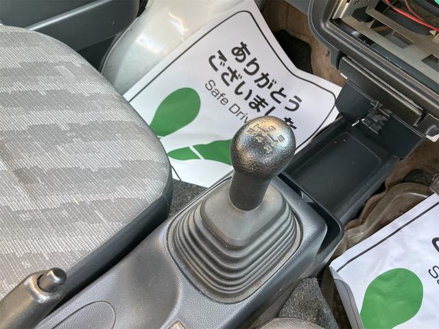 キャリイトラック KCエアコン・パワステ 4WD 5速マニュアル 5MT エアコン パワステ 三方開 積載量350kg 軽トラック(6枚目)
