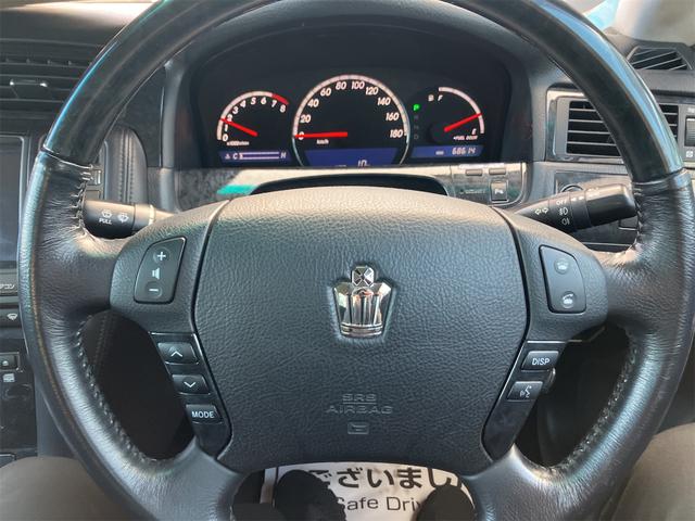 クラウン アスリートi-Four 4WD ETC オートクルーズコントロール バックカメラ ナビ TV アルミホイール オートライト HID AT スマートキー 盗難防止システム CD MD 記録簿 衝突安全ボディ ABS ESC(3枚目)