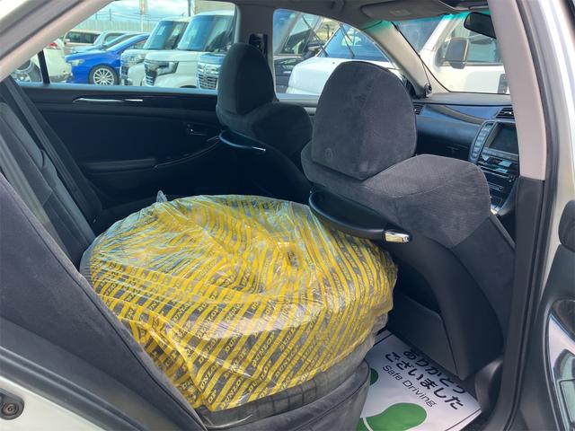 クラウン アスリートi-Four 4WD ETC オートクルーズコントロール バックカメラ ナビ TV アルミホイール オートライト HID AT スマートキー 盗難防止システム CD MD 記録簿 衝突安全ボディ ABS ESC(38枚目)