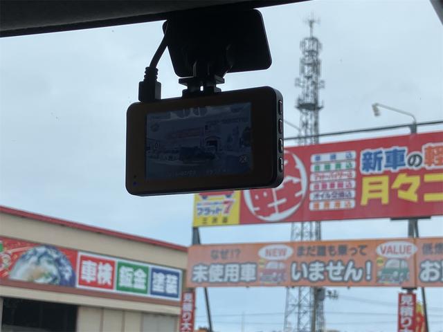 �h���C�u���R�[�_�[������f���Ɖ������L�^���Ă����h���C�u���R�[�_�[�́A���̂̍ۂɊm���ȏ؋��\�͂𔭊����Ă���܂��B