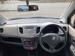 毎回座るフロントシート。運転席は必ず使用する部分ですので、座り心地が重要です！ 2