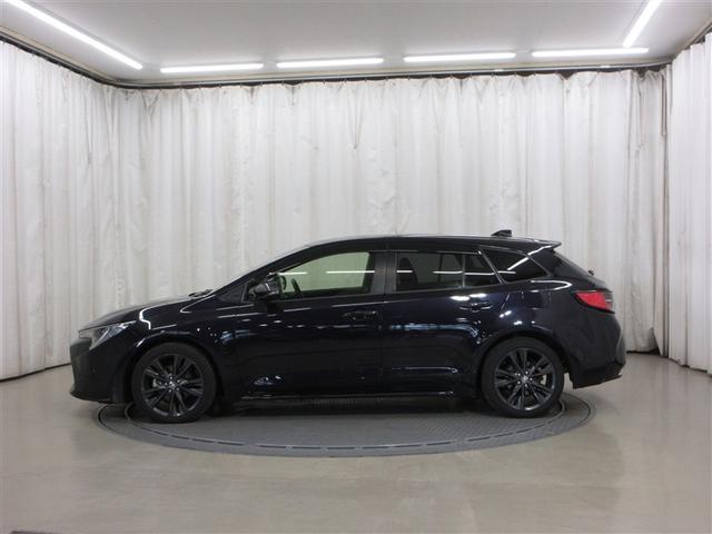 カローラツーリング ハイブリッド ダブルバイビー 4WD 衝突被害軽減システム メモリーナビ フルセグ LEDヘッドランプ アルミホイール バックカメラ スマートキー オートクルーズコントロール アイドリングストップ ETC 盗難防止装置 キーレス(3枚目)