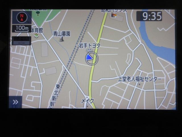 カローラツーリング ハイブリッド ダブルバイビー 4WD 衝突被害軽減システム メモリーナビ フルセグ LEDヘッドランプ アルミホイール バックカメラ スマートキー オートクルーズコントロール アイドリングストップ ETC 盗難防止装置 キーレス(9枚目)