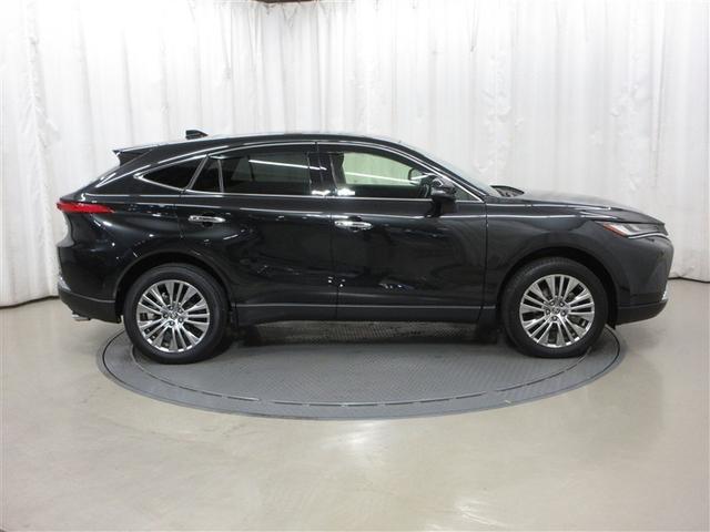 �T�C�h�o�C�U�[�œ��������Ղ�����A�J�̓��̋�C���ւ����ɖ𗧂��܂��B