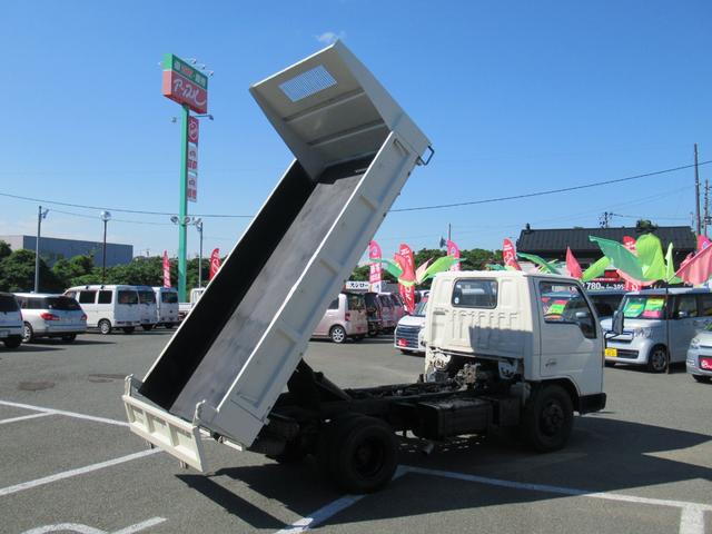 ダンプ　５ＭＴ　積載量２．０００ｋｇ　５ＭＴ　エアコン　パワーウインドウ　ＥＴＣ　フォグランプ(9枚目)