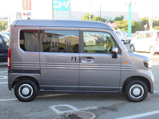 Ｎ－ＶＡＮ＋スタイル クール・ターボホンダセンシング　カロッツェリア９インチディスプレイオーディオ　オーディオ品番【ＤＭＨ－ＳＦ７００】カープレイ対応　ホンダセンシング　プライバシーガラス　フォグライト　電動格納ミラー　プッシュスタート　スペアキー有（8枚目）