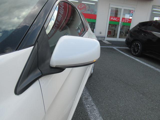 CR-Z α 社外メモリーナビ ナビ品番MDV-626DT フルセグテレビ 社外15インチアルミホイール スマートキー 社外マフラー 純正マフラーあり(4枚目)