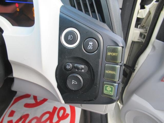 CR-Z α 社外メモリーナビ ナビ品番MDV-626DT フルセグテレビ 社外15インチアルミホイール スマートキー 社外マフラー 純正マフラーあり(12枚目)