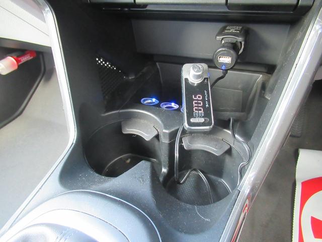 CR-Z α 社外メモリーナビ ナビ品番MDV-626DT フルセグテレビ 社外15インチアルミホイール スマートキー 社外マフラー 純正マフラーあり(19枚目)