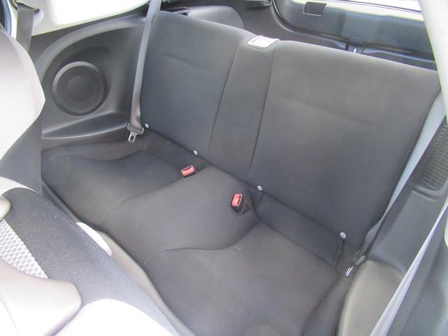 CR-Z α 社外メモリーナビ ナビ品番MDV-626DT フルセグテレビ 社外15インチアルミホイール スマートキー 社外マフラー 純正マフラーあり(25枚目)