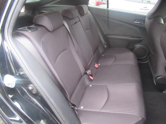 プリウス Ｓ　ワンオーナー　ステアリングスイッチ　クルーズコントロール　ハイビームアシスト　オート格納ミラー　カロッツェリアナビ　ワンセグ　ＤＶＤ再生　バックカメラ　ＥＴＣ（27枚目）