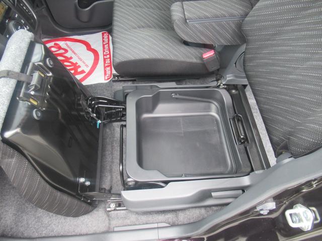 スペーシア X ワンオーナー 4WD 純正8インチナビ 左側パワースライド 音楽録音 DVD再生 フルセグ Bluetooth ステアリングスイッチ ETC(37枚目)