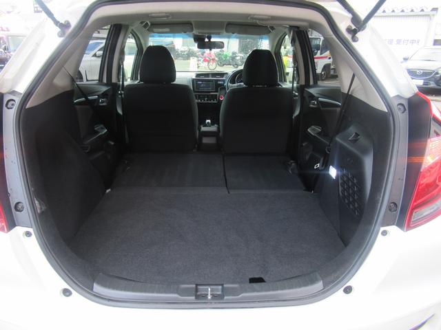 フィットハイブリッド Ｆ　ウェッズ１６インチアルミホイール　ケンウッドディスプレイオーディオ　アンドロイドオート　アップルカープレイ　接続可　ホンダセンシング　レーダークルーズコントロール　バックカメラ　社外ＬＥＤバルブ（28枚目）