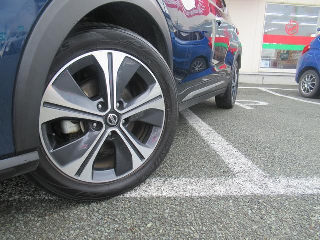 キックス Ｘ　ワンオーナー　寒冷地仕様　プロパイロット　デジタルインナーミラー　純正リヤスポイラー　前席シートヒーター　ハンドルヒーター　純正ナビ　ＤＶＤ再生　Ｂｌｕｅｔｏｏｔｈ　ＨＤＭＩ　フルセグ　ミラーカバー（3枚目）